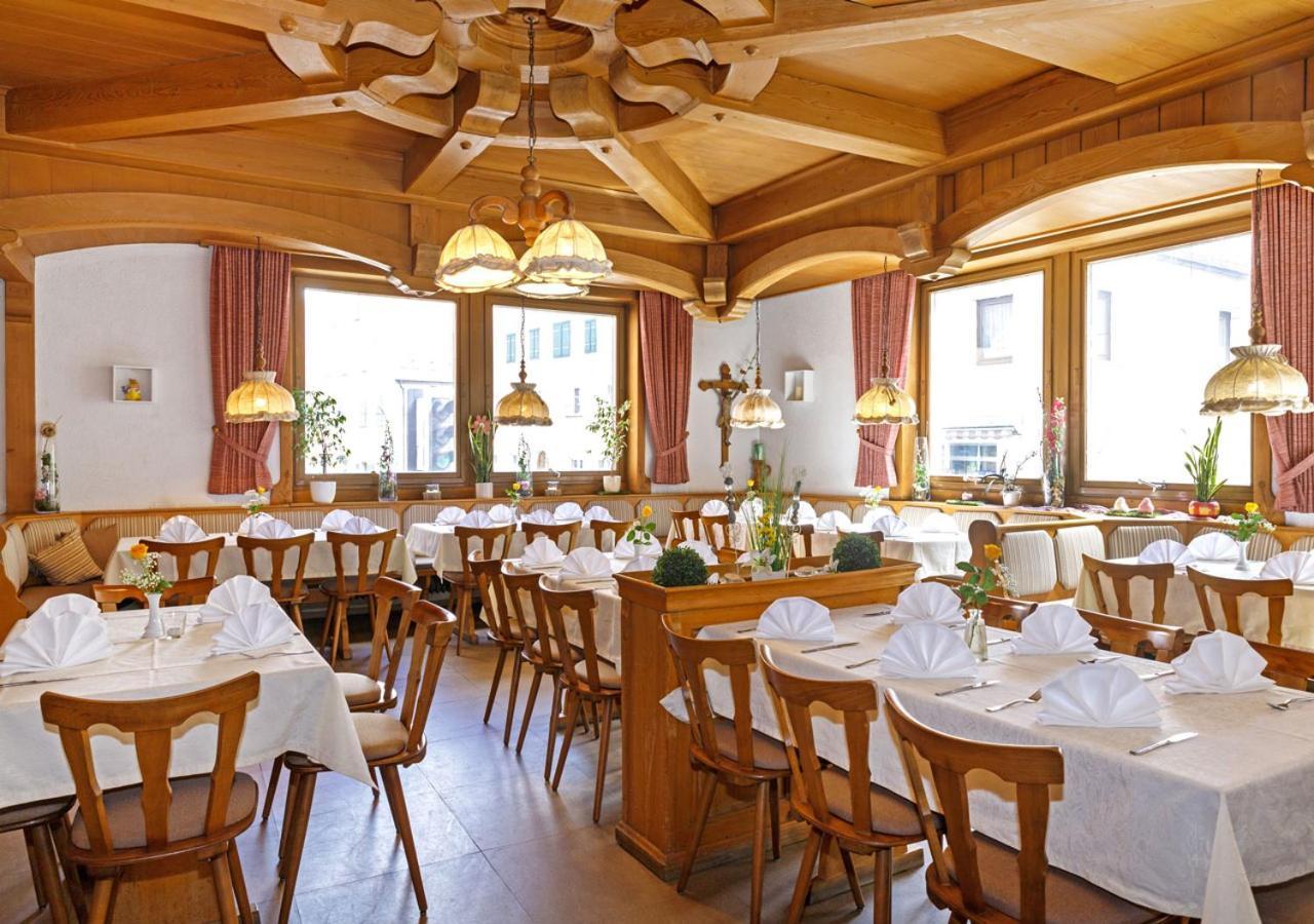 Hotel Gasthof Krone Spalt Eksteriør billede